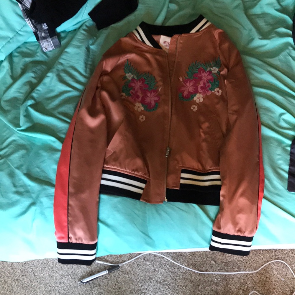 jacket - Picture 2 of 3